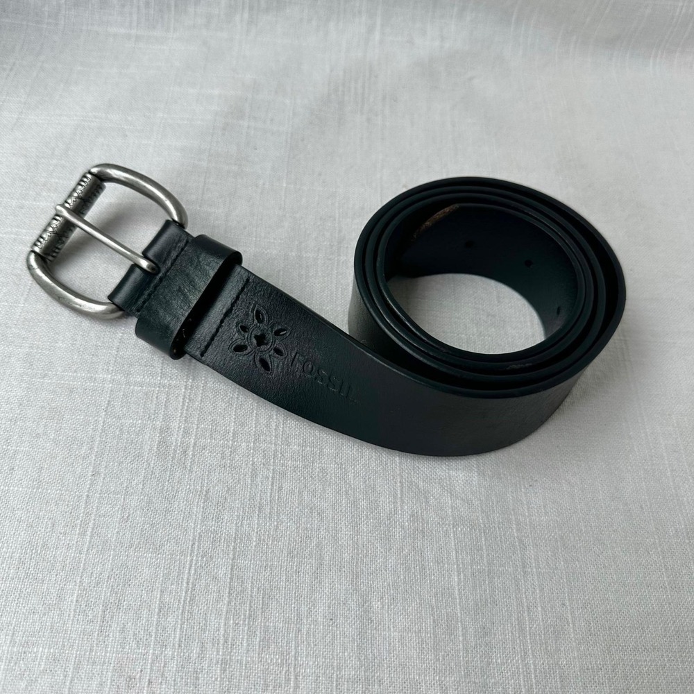 Vintage Fossil Black Leather Belt Silver Floral Buckle Western Boho Y2K Large